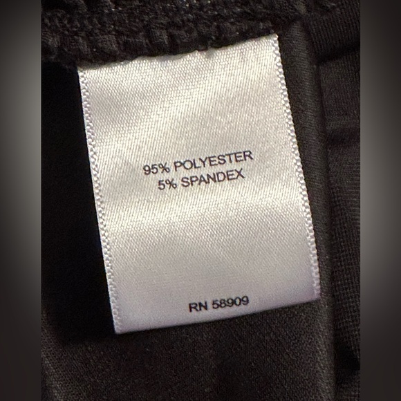 Dress by Gibson Latimer - Picture 9 of 9